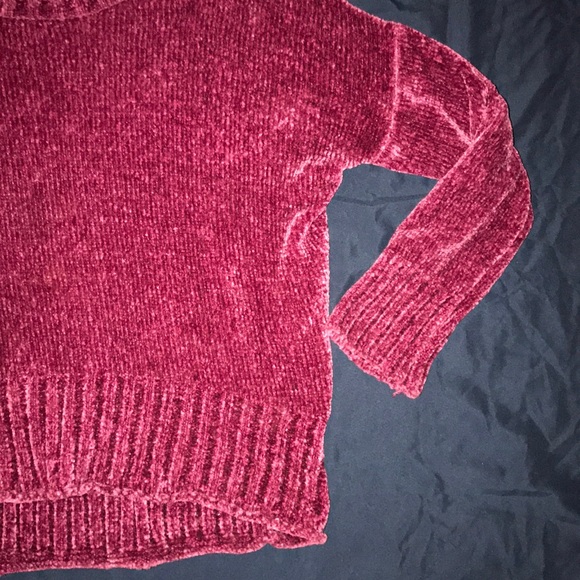 Pink Rose Sweater - Picture 4 of 5